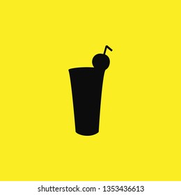 cocktail glass icon vector