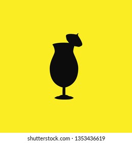 cocktail glass icon vector