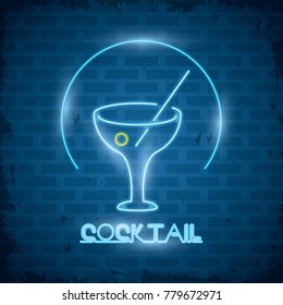 Cocktail neon lights icon
