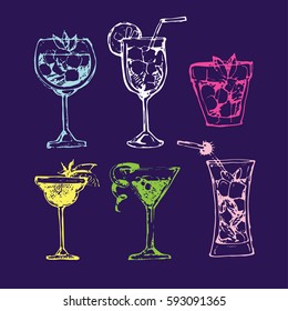 Cocktail set. Elements for the graphic design of the menu bars, restaurants, invitations, announcements. Hand drawn sketch set of alcoholic cocktails. Vintage vector illustration 