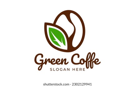 Judía de café con hoja verde. Diseño vectorial del logotipo del café orgánico
