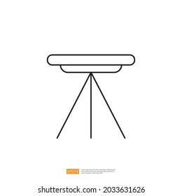 icono de tabla de café con ilustración vectorial de estilo de línea de contorno