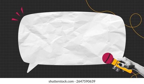 Banner de colagem com a mão de meio-tom segurando o microfone e balão vazio recortado de papel amassado. Balão de fala com espaço para texto e microfone na mão. Colagem de design de meio-tom. Ilustração vetorial.