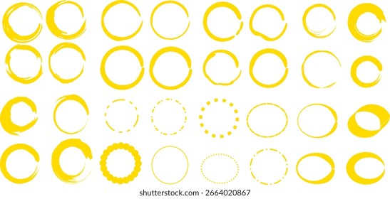 Sammlung von künstlerischen gelben Kreis Pinselstriche in verschiedenen Formen und Texturen auf weißem Hintergrund, ideal für Design, Logo und kreative Dekoration.