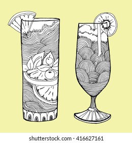 A collection of cocktails. Alcoholic cocktails. Refreshing summer drinks. Stylized drinks in glasses. Bar. Menu. Line art. Black and white drawing by hand. Set.