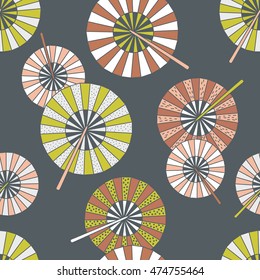 Collection of fans hand drawn seamless pattern. Doodle colorful backdrop with icon set. Vector illustration with traditional accessories