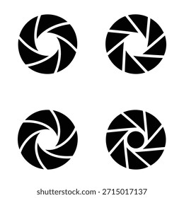 Uma coleção de quatro símbolos distintos de abertura de câmera preta dispostos em uma grade de dois por dois, ilustrando vários estágios de fechamento da lâmina íris para controle de luz fotográfica.