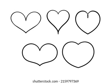 colección de corazones dibujados a mano en diferentes estilos, sobre un fondo blanco