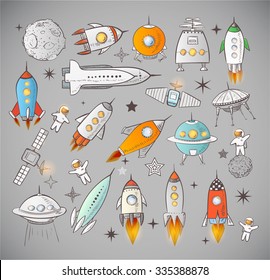 Colección de objetos espaciales esbozados en fondo gris. Buques espaciales, cohetes, lanzadera espacial, planetas, platillos voladores, astronautas, etc. 