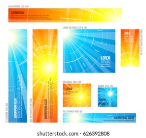 Kollektion verschiedener Größen-Banner mit blauem und gelbem Hintergrund der Sommersonne