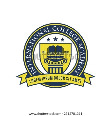 College logo design template. Vector illustration . University College Logo Badges Emblems Signs Stock Vector . College Campus Logo .