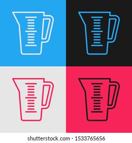 Color line Measuring cup to measure dry and liquid food icon isolated on color background. Plastic graduated beaker with handle. Vintage style drawing. Vector Illustration