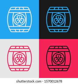 Color line Wooden barrel with four leaf clover icon isolated on color background. Alcohol barrel, wooden keg for beer, whiskey, wine. Vintage style drawing. Vector Illustration