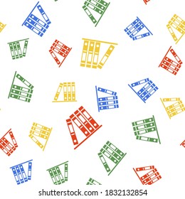 Colorear carpetas de Office con iconos de documentos y papeles aislados en un patrón sin fisuras en el fondo blanco. Firma de carpeta de archivos. Vector.