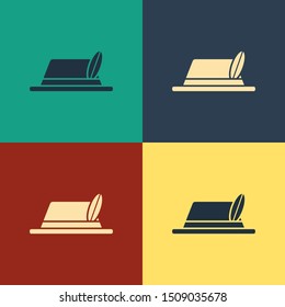 Color Oktoberfest hat icon isolated on color background. Hunter hat with feather. German hat. Vintage style drawing. Vector Illustration