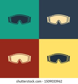 Color Ski goggles icon isolated on color background. Extreme sport. Sport equipment. Vintage style drawing. Vector Illustration