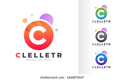 Farbige Vorlage für das Design von Bubble-C-Buchstaben mit violetten Farben und Punkten