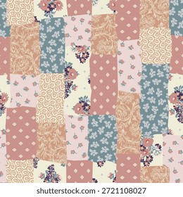 Farbiges, handgezeichnetes Patchwork-Blumenmuster. Blumenschmuck, stilisierte Blumen, Punkte, Pflanzen und Spitzen.