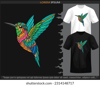 Las artes de la mandala de un pájaro colorido aislado en camisetas blancas y negras.