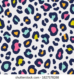 Colorful leopard seamless pattern. Fashion stylish vector texture.