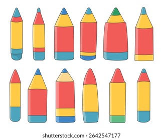 Lápis colorido sortido em várias formas e tamanhos em um fundo branco.
