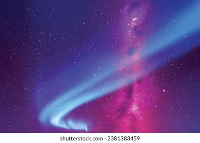 Farbige Polarlichter. Nachts Sternenhimmel. Purpurblauer Orora