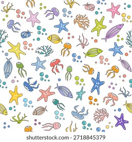 Padrão colorido de criaturas marinhas com estrelas-do-mar, peixes, águas-vivas e corais sobre fundo branco