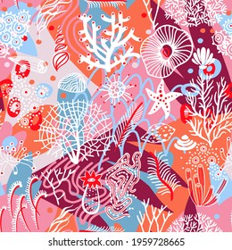 Colorful sea nautical seamless pattern. Collage. Contour drawing. Trendy flat doodle background with abstract organic shapes and marine plants. 