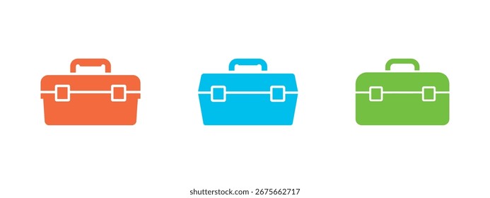 Farbige Toolbox-Symbole mit einem orangefarbenen, einem blauen und einem grünen Werkzeugkasten auf weißem Hintergrund, ideal für die Darstellung von Konstruktion, Werkzeugen oder Heimwerkern.