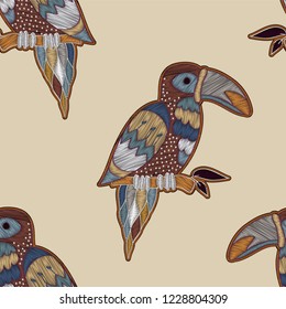 Colorful vector pattern with birds. Seamless pattern with toucan birds.