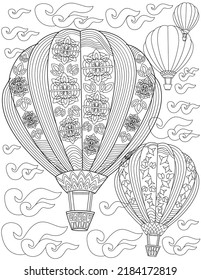 Página Del Libro De Colores Con Globos De Aire Caliente Con Diseños Florales Volando En El Cielo. Hoja Que Se Colorará Con Fuegos De Flores Vacíos En Nubes. Las Aeronaves Subiendo.