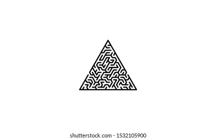 combine triangle with labyrinth logo vektor
