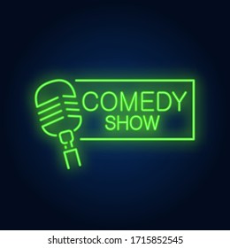Comedy zeigen Neonzeichen. Mikrofon mit rechteckigem Rahmen auf Backsteinwand-Hintergrund. Nachtschwärmer-Werbung. Vektorillustration im Neonstil für Stand-Up-Show