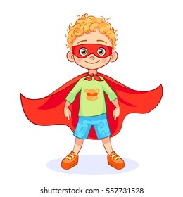 Un niño cómico y valiente vestido con trajes de superhéroes se mantiene a rayas, con una máscara en la cara y se desarrolla con el velo rojo del viento. Caricatura vectorial personaje Super boy en un pantalones verde T con un mono.