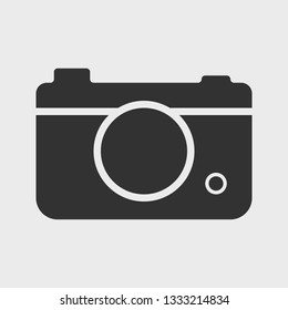 Compact camera icon. Vector illustration.