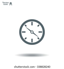 Compass flat icon. Vector illustration EPS.
