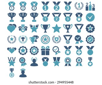 Iconos de competición y premios. Estos iconos planos bicolor utilizan colores cian y azul. Las Imágenes vectoriales están aisladas sobre un fondo blanco. 