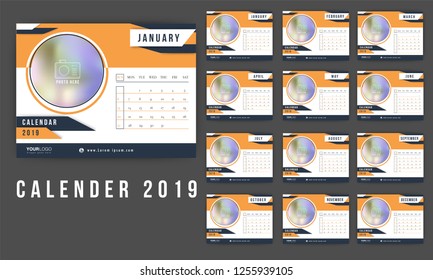 Conjunto completo de 12 meses de design de calendário anual para 2019 com espaço para a sua imagem.
