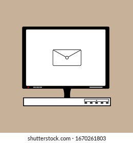 Pantalla de ordenador en los viejos tiempos con sobre blanco en el medio.
