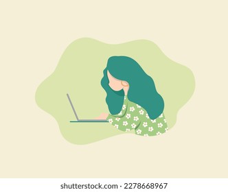 Niña concentrada trabajando en computadora