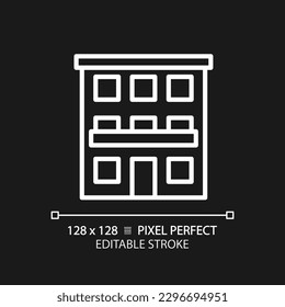 Icono lineal blanco perfecto de píxel de condominio para el tema oscuro. Propiedad comunitaria. Apartamentos. Construcción urbana. La fachada del edificio. Ilustración de línea delgada. Símbolo aislado para el modo nocturno. Trazo editable