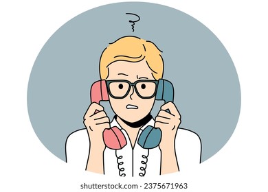 Un hombre confundido con auriculares de teléfonos fijos se siente frustrado al hablar. Un hombre con problemas en los vasos se sorprendió al hablar por teléfono. Ilustración vectorial.