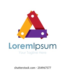Connected peaces focus success simple business icon logo