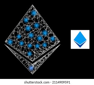 Icono de cristal de malla de la malla de la constante con manchas brillantes. La constelación iluminada se hace a partir de ícono vectorial de cristales de eéreo y líneas interseccionadas. Cristal etéreo de la canal de constelación,