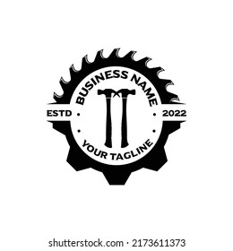 Diseño del logotipo de construcción con martillo y equipo