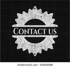 Emblema de tiza de contacto con nosotros