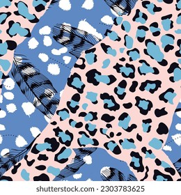continuous design of animal print and combined feathers. Pattern seamless for textile industry.