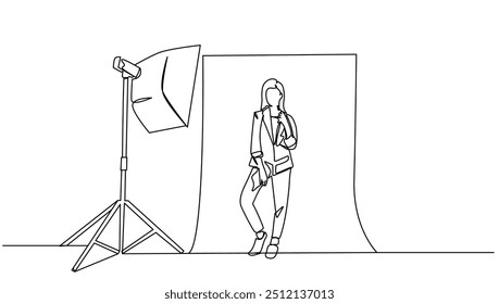 Fotografia de modelo feminino contínua usando caixa macia Light em estúdio Isolated. Fotografia conceitual,negócios,ilustração vetorial digital