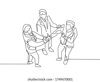Continuous line drawing of business man handshake his colleague to deal a project. Business teamwork meeting at office concept. Single line drawing design, graphic vector illustration