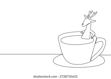 Dibujo de línea continua de lindos ciervos juguetones representa Pequeños animales empapados en taza de café para el concepto de naturaleza. Ilustración simple se adapta a un tema del día internacional del café para los amantes de los animales del bosque